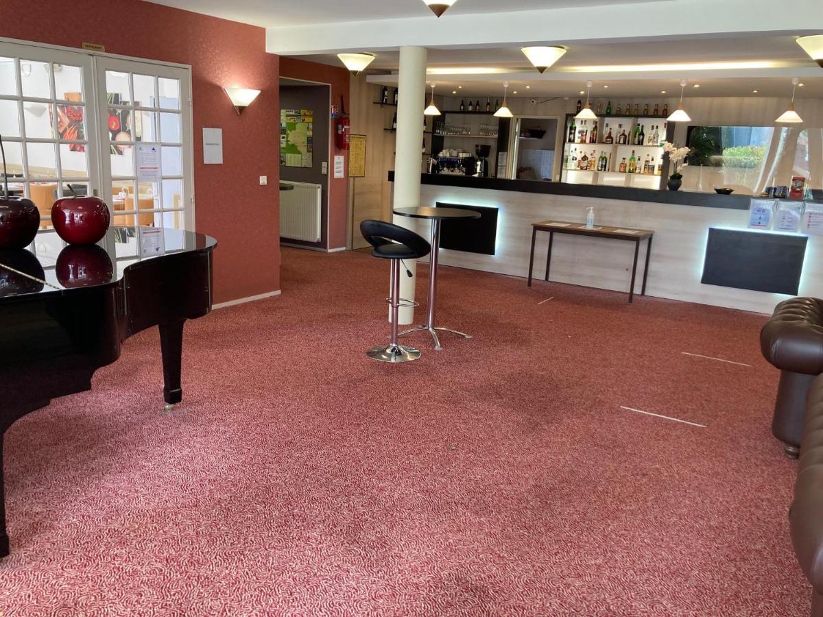 Hotel Altina Pacy-sur-Eure Екстериор снимка