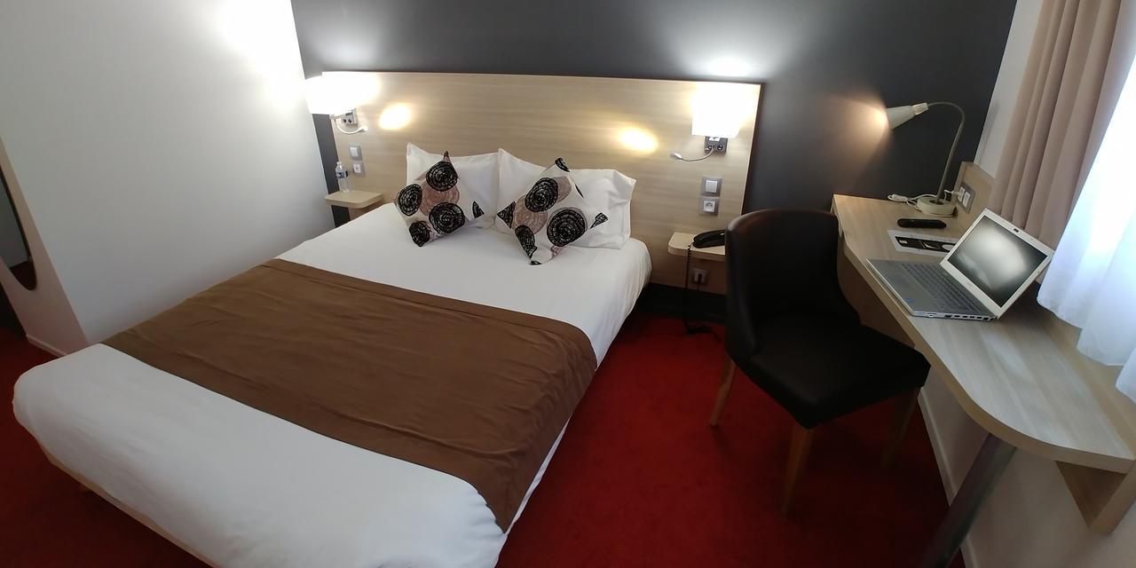 Hotel Altina Pacy-sur-Eure Екстериор снимка