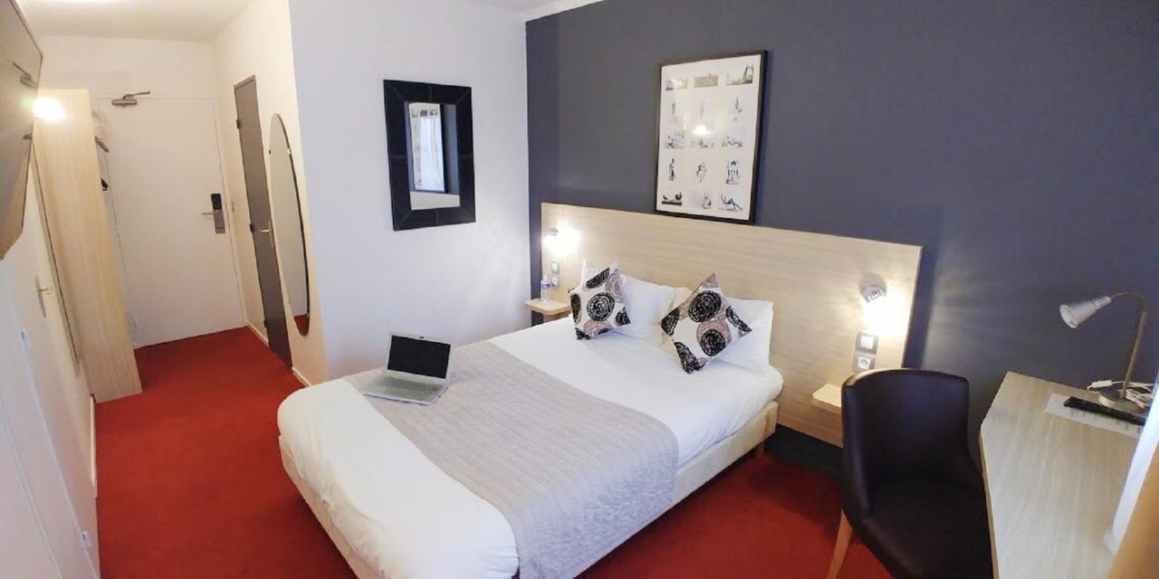 Hotel Altina Pacy-sur-Eure Екстериор снимка