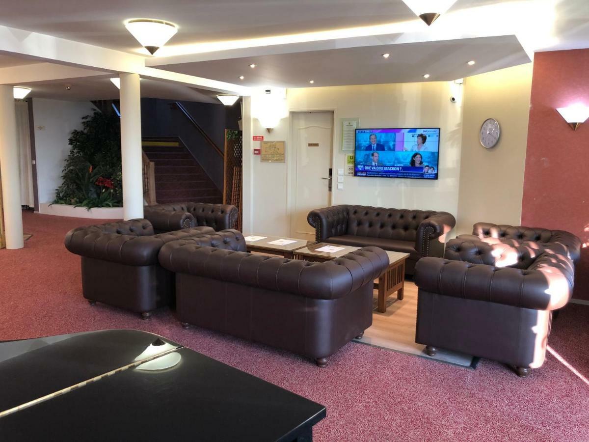 Hotel Altina Pacy-sur-Eure Екстериор снимка