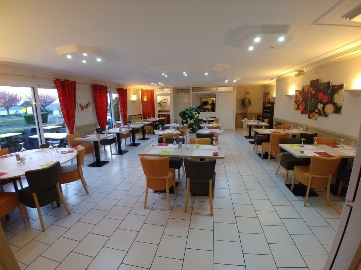Hotel Altina Pacy-sur-Eure Екстериор снимка