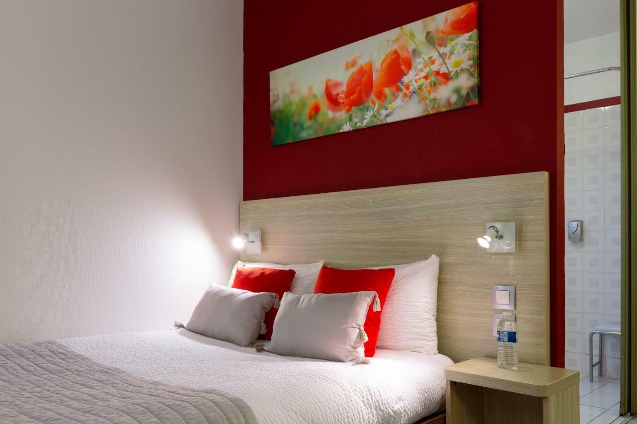 Hotel Altina Pacy-sur-Eure Екстериор снимка