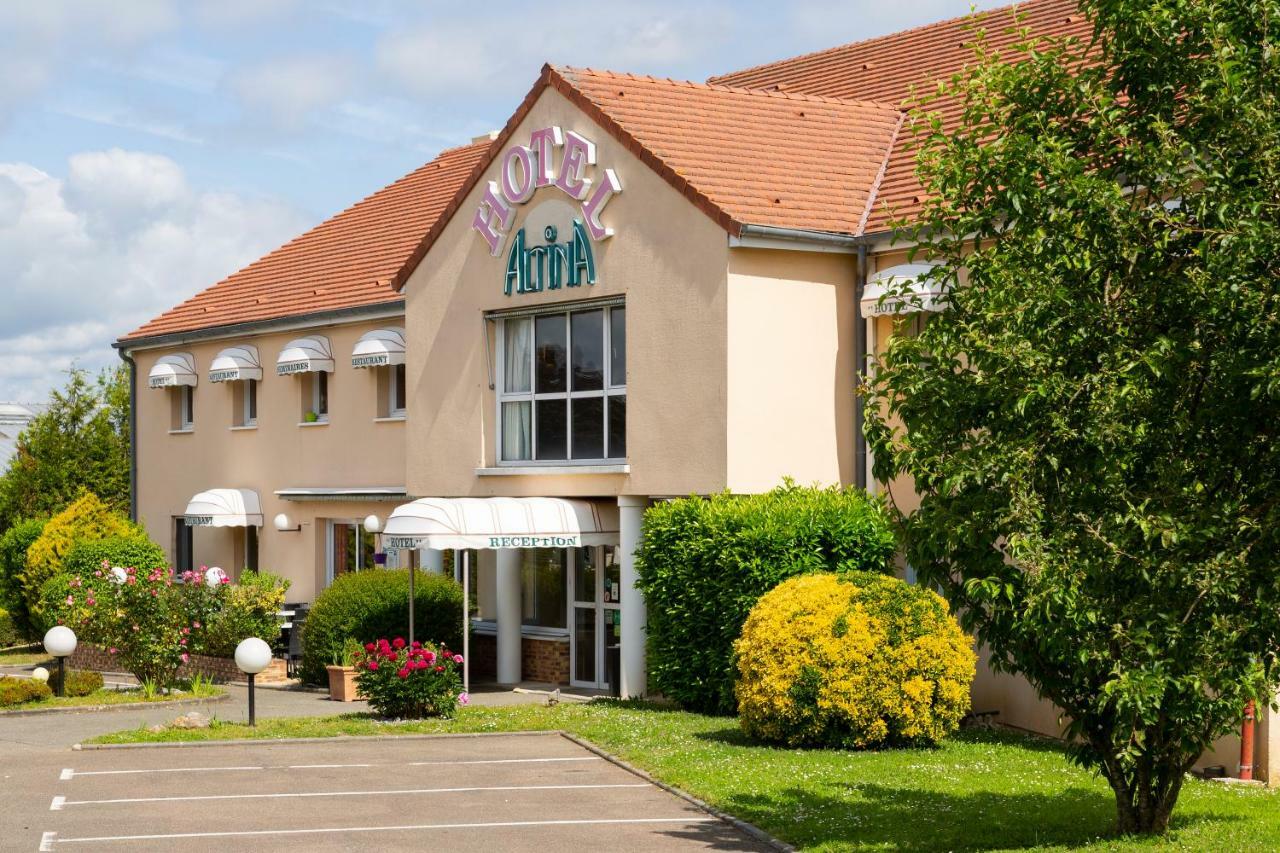 Hotel Altina Pacy-sur-Eure Екстериор снимка